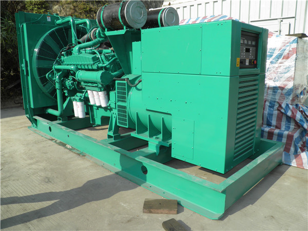 日土出租发电机 发电机组厂家：柴油发电机组的控制屏的作用是什么？