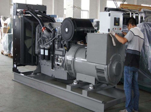 日土柴油发电机空气滤清器堵塞会对发电机组产生哪些影响？